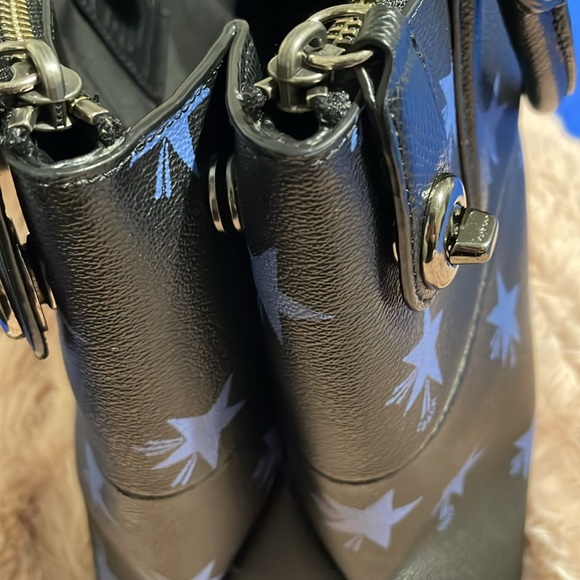 Coach Handbag - Picture 15 of 16